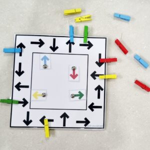 Direction activity with peg-pins for 3.5yr+ kids KMACT032